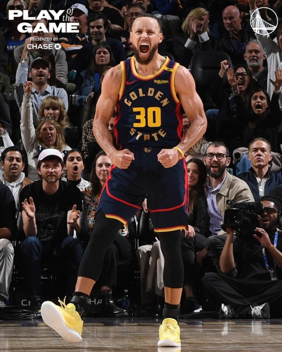 米切尔三巨头联手，库里得分突破，全明星入选冲击季后赛！的简单介绍