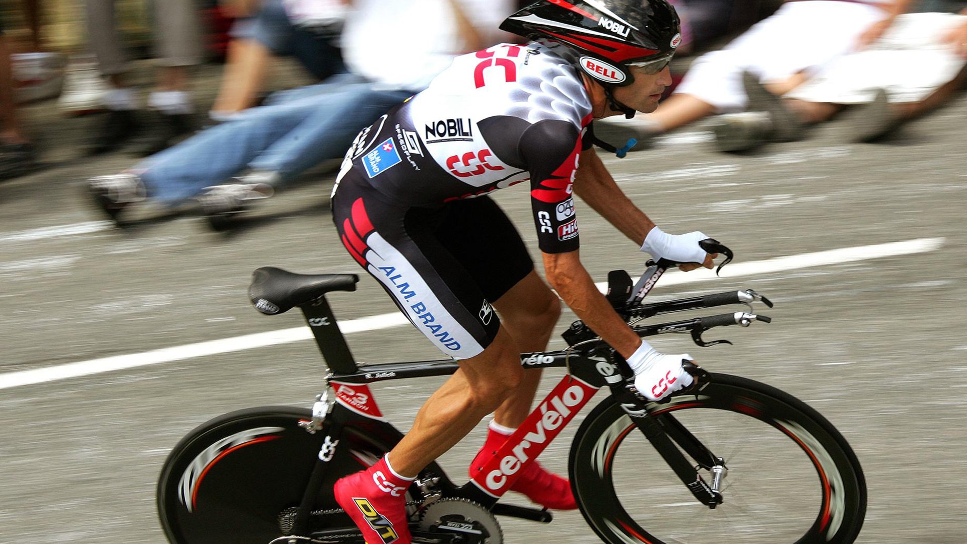 日本队观众热烈欢呼！东契奇迎来二十赛季出色发挥引发球迷热议