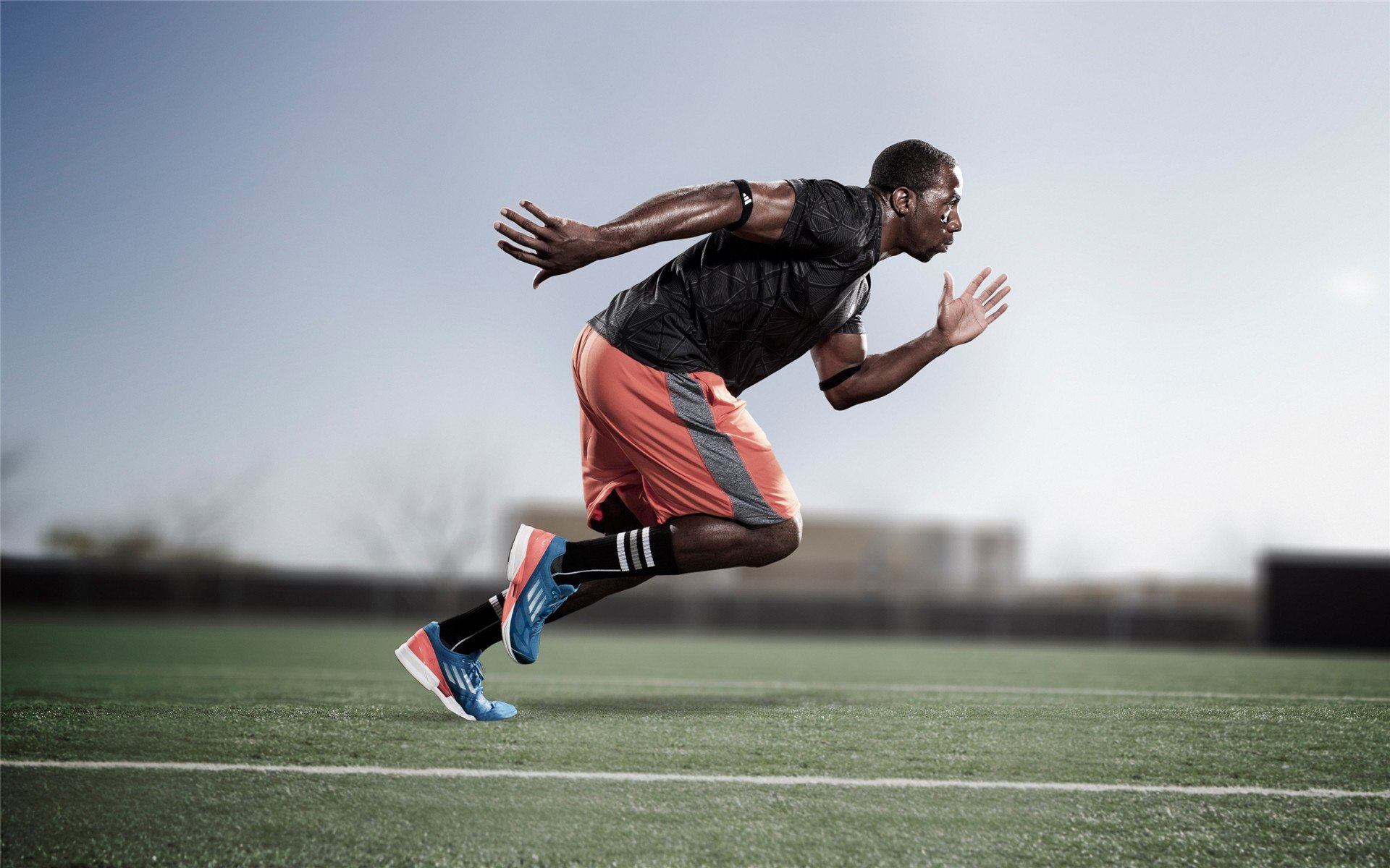穆古鲁扎遭遇十持续失利,美国队教练压力巨大!全场沸腾不已